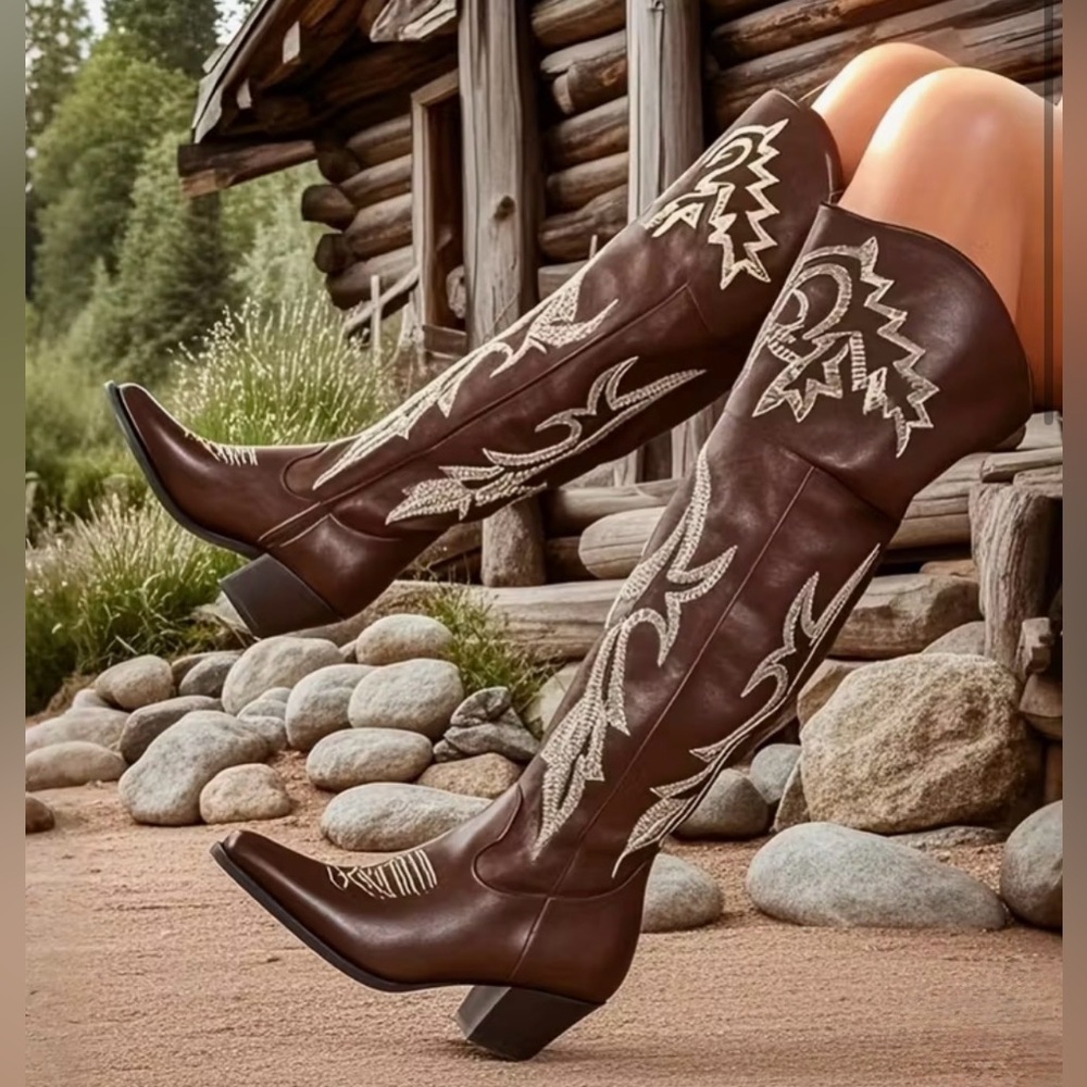 NEW Beautiful chocolate marbled brown over the knee boutique cowgirl boots 😍